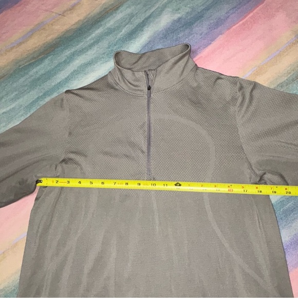 Lululemon Swiftly Relaxed Half Zip Gull Grey / White size 12 - Picture 7 of 7